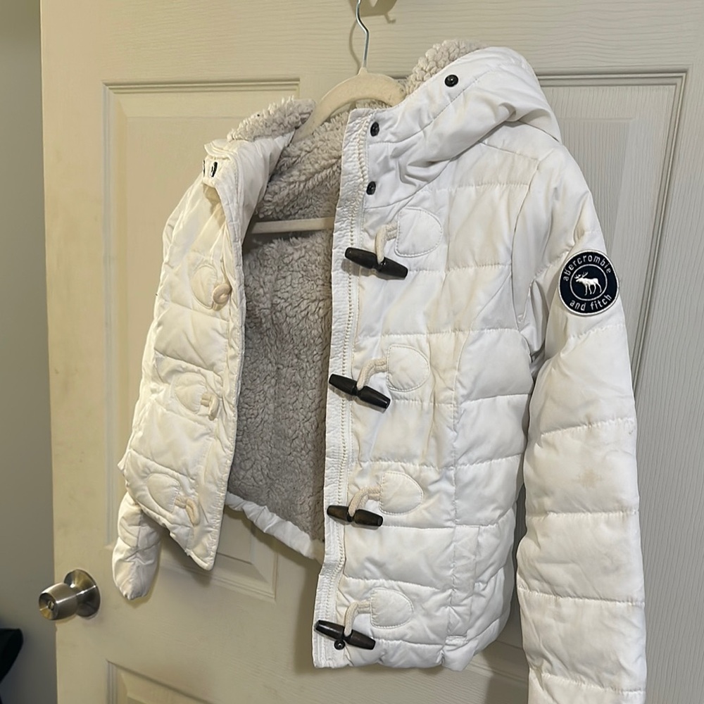 Abercrombie Kids White Quilted Puffer Coat with Hood